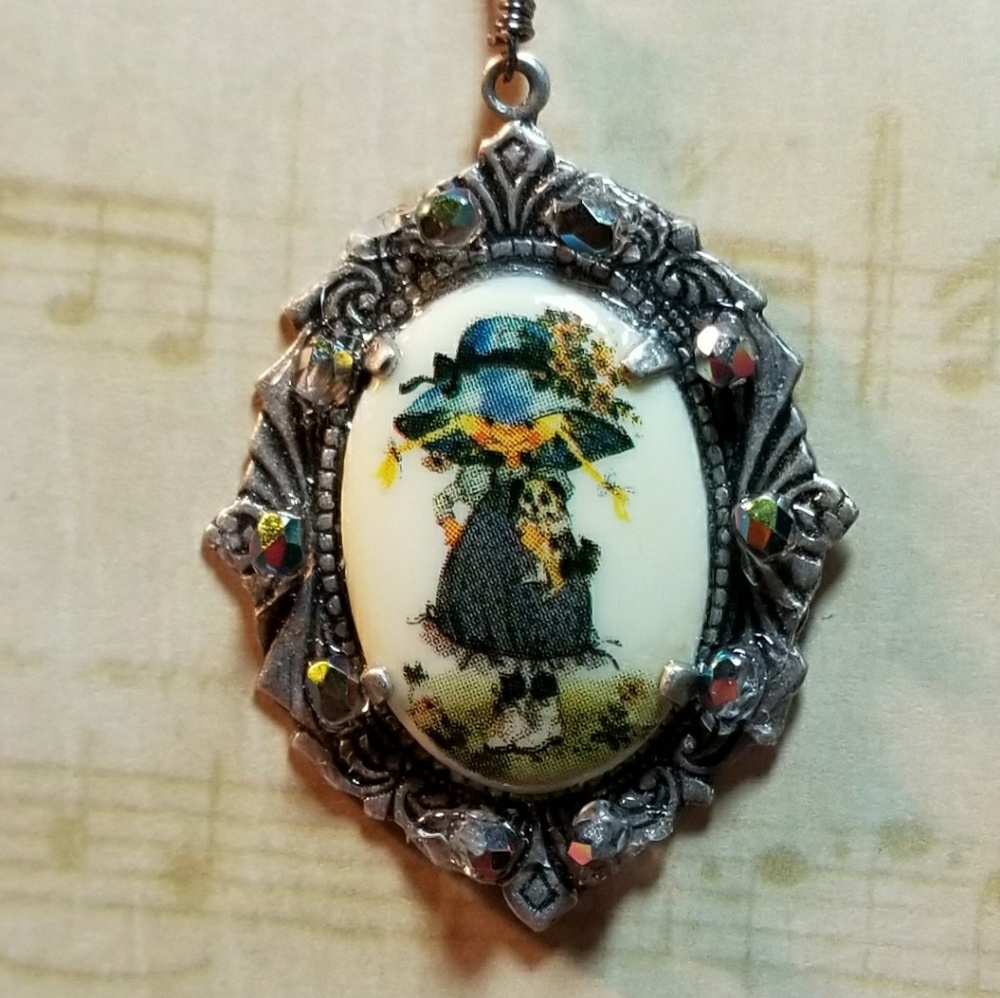 #0197 Hollie Hobbie Jeweled Pendant